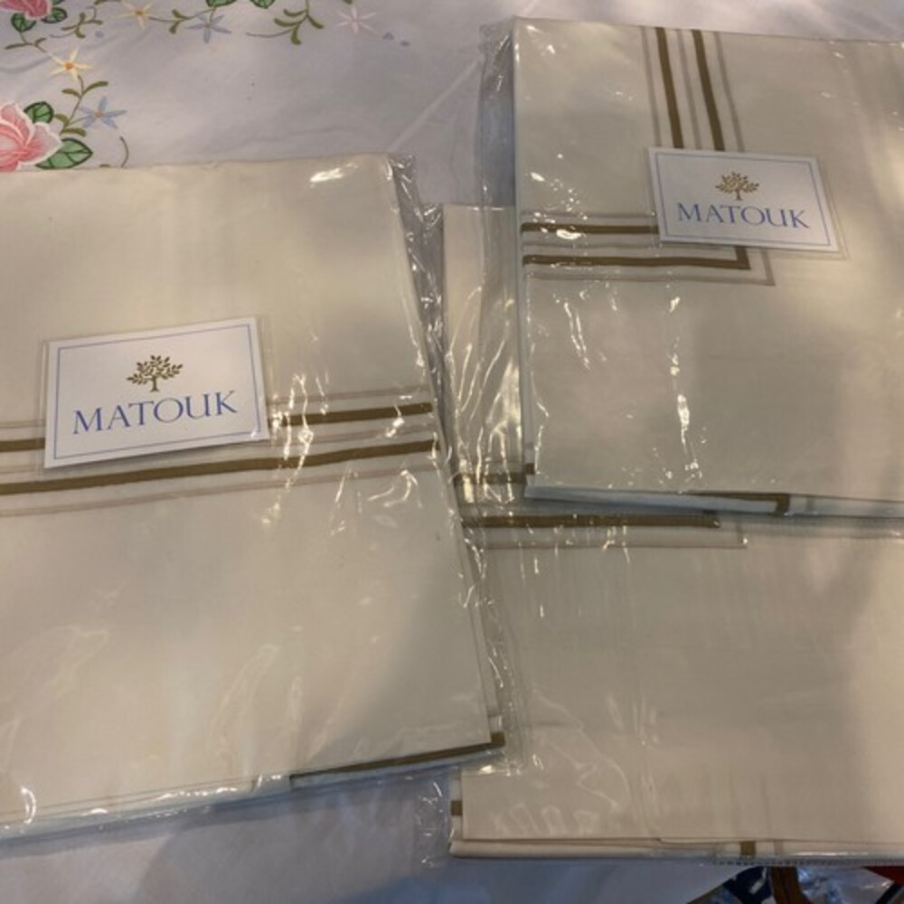 Matouk Italy NWT 3 Piece Standard Shams Presto Ivory Brown Gold 600TC Hotel Styl